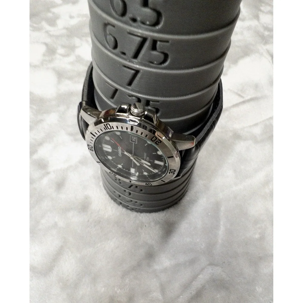 Casio MTP-VD01 Mens 43mm Day Indicator Watch Black Leather Band New Battery